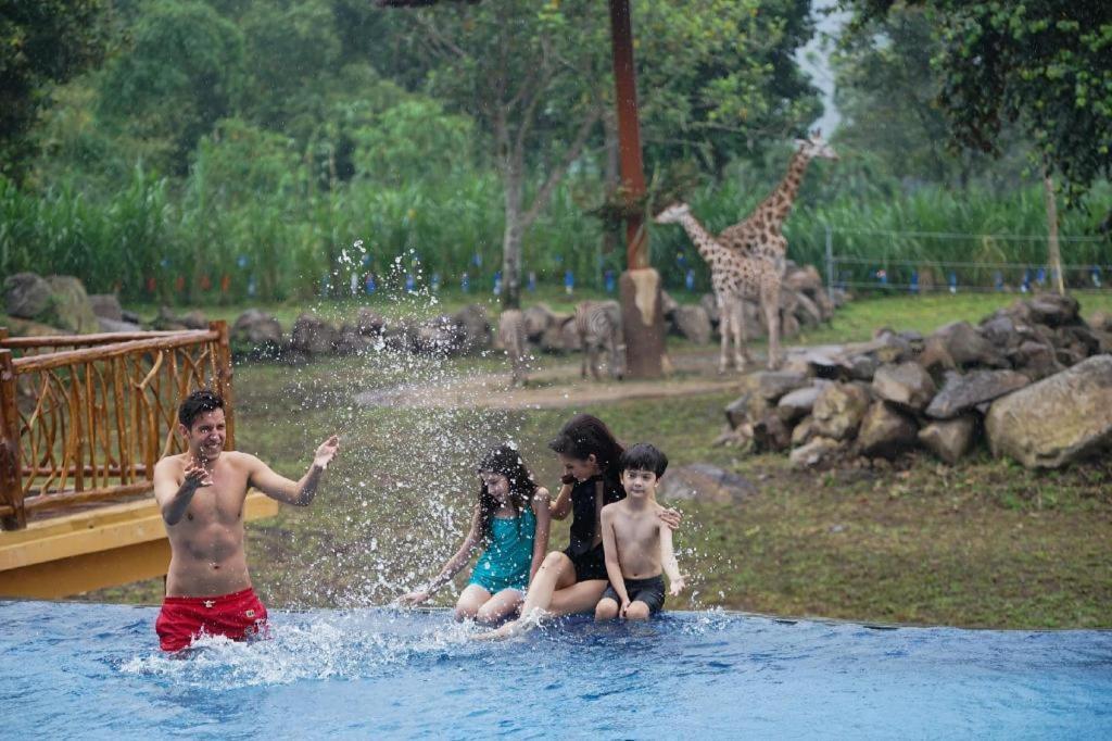 Baobab Safari Resort Prigen Esterno foto