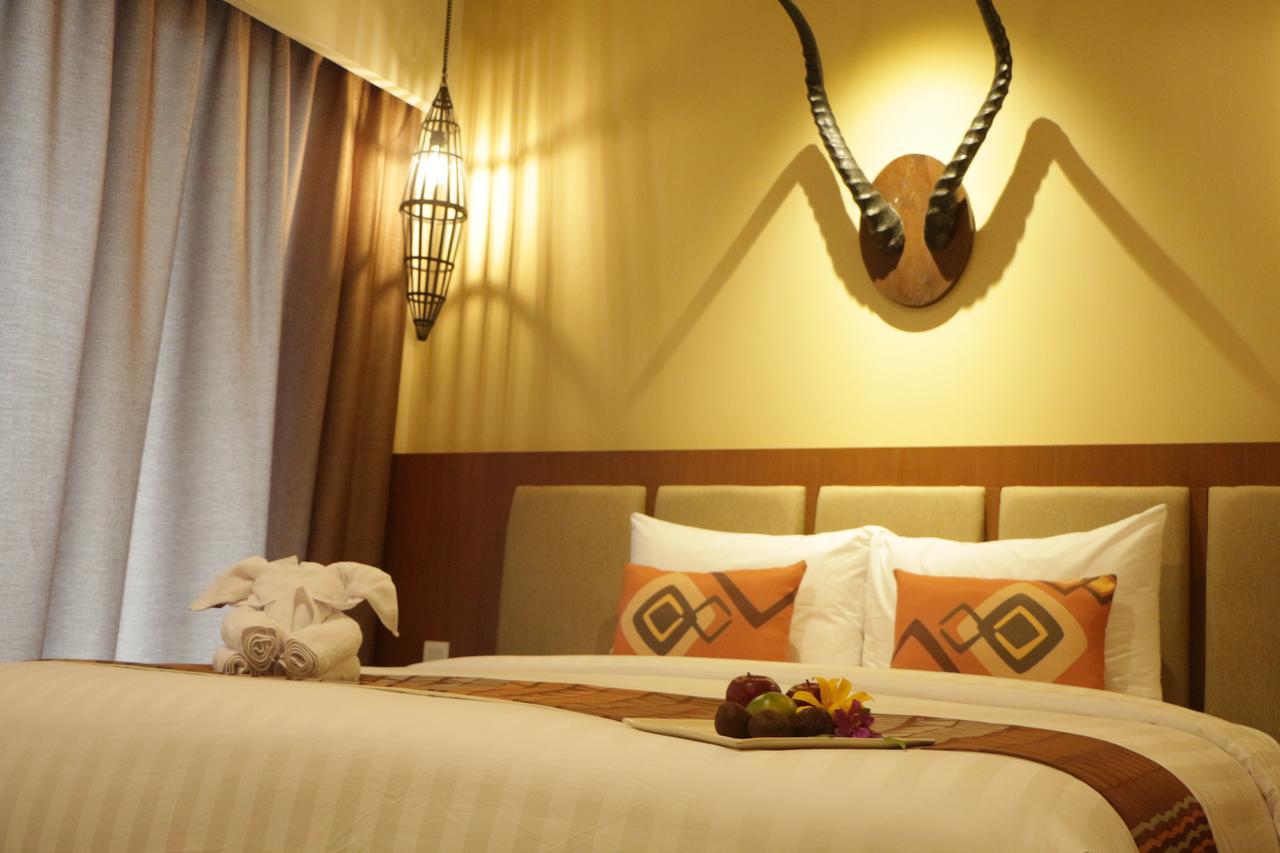 Baobab Safari Resort Prigen Esterno foto
