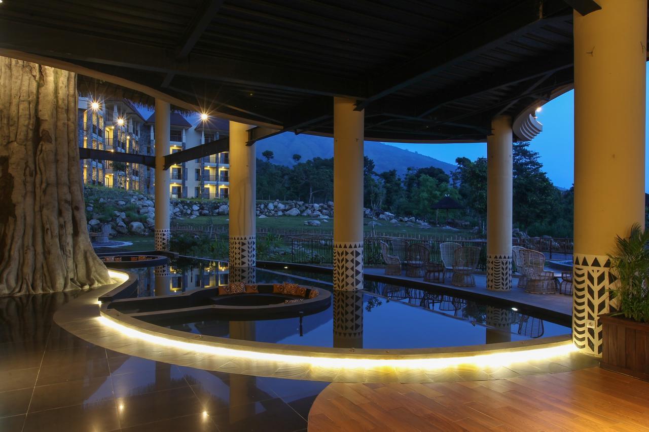Baobab Safari Resort Prigen Esterno foto
